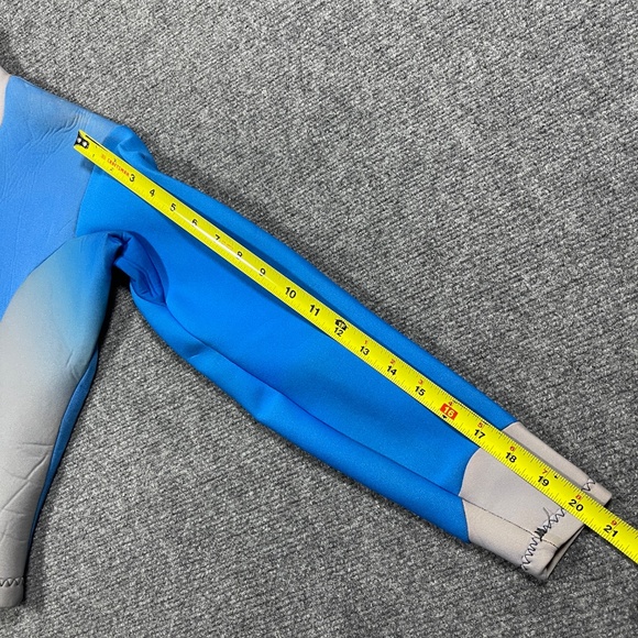 Vintage Rip Curl Wetsuit Top Zip Up USA Made Youth Large Size Blue Rainbow 0578 - Picture 10 of 12